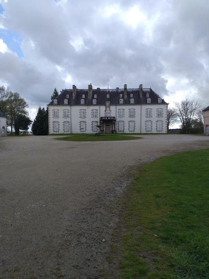 Hotel Chez Michel Et Michele Calan Esterno foto